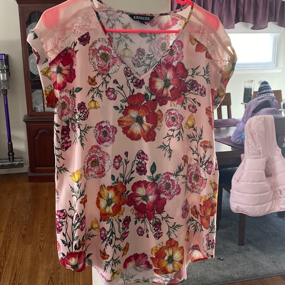 express floral blouse